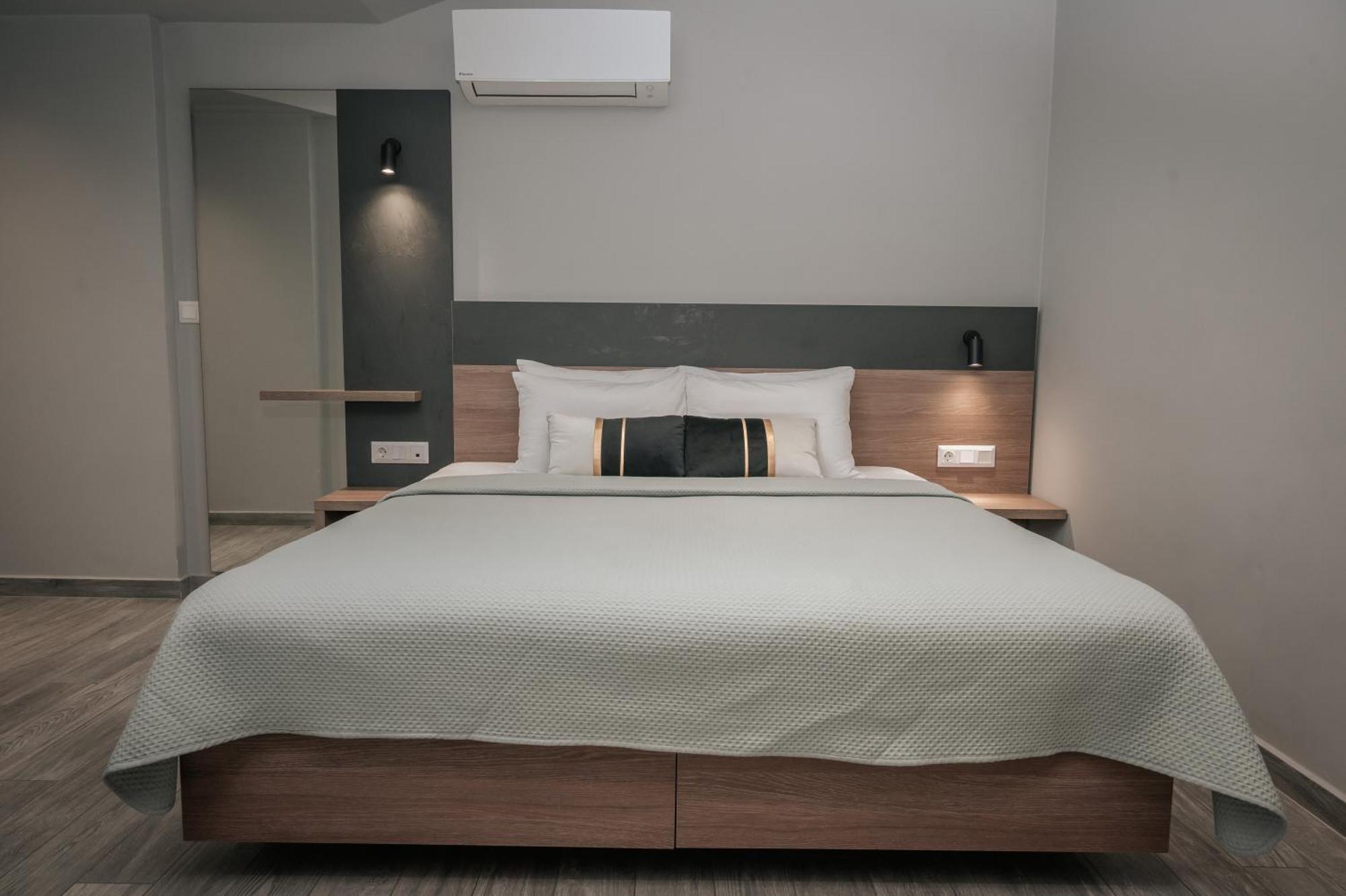 Elizabeth Queen Luxury Rooms Paralia Katerinis Ngoại thất bức ảnh