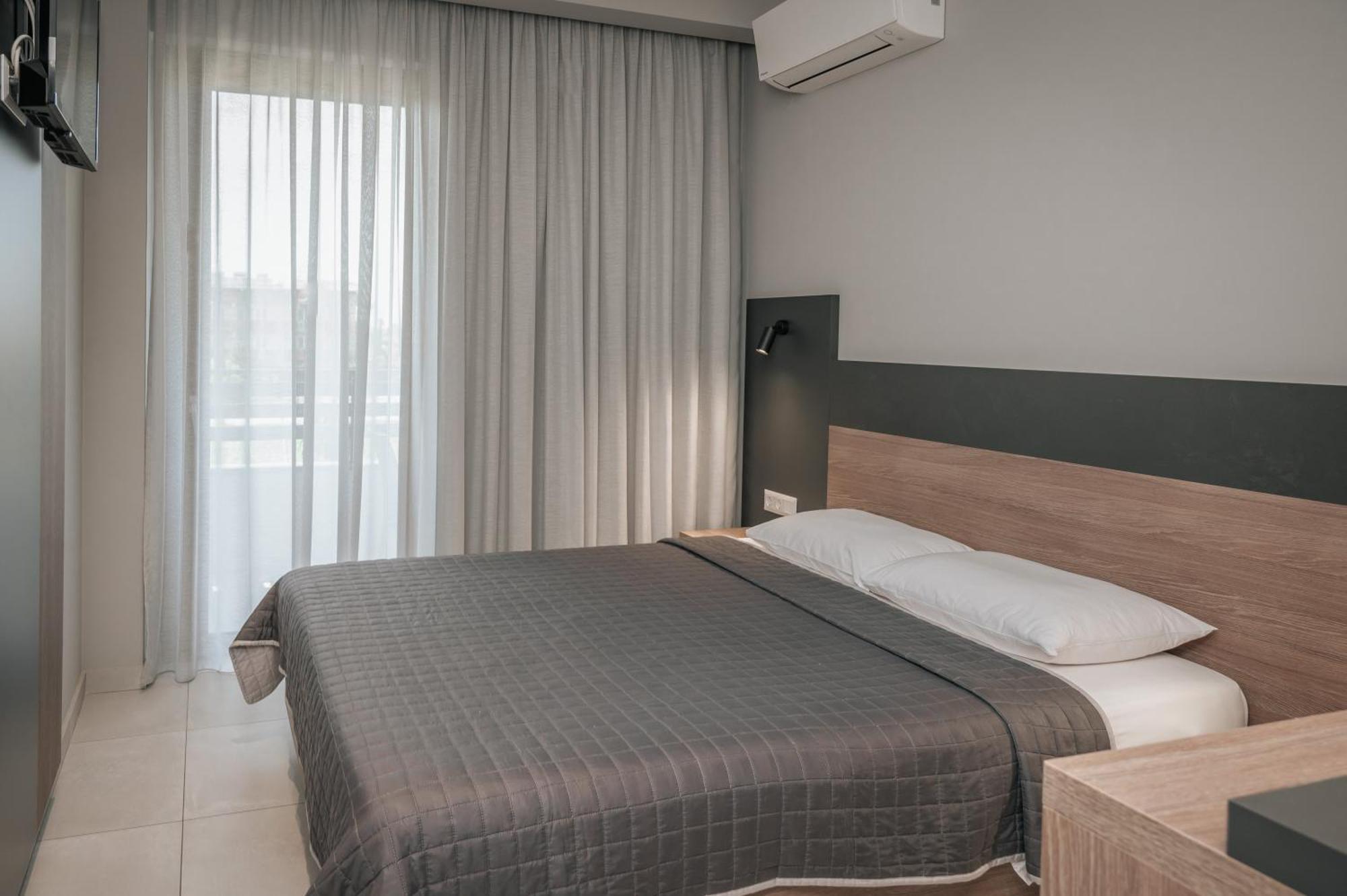 Elizabeth Queen Luxury Rooms Paralia Katerinis Ngoại thất bức ảnh