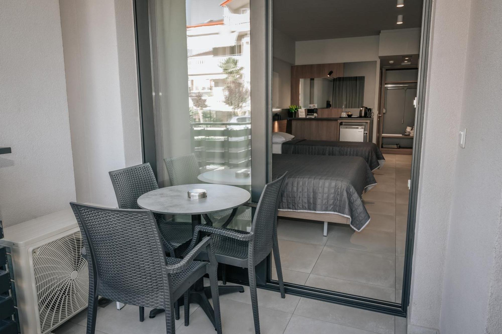 Elizabeth Queen Luxury Rooms Paralia Katerinis Ngoại thất bức ảnh